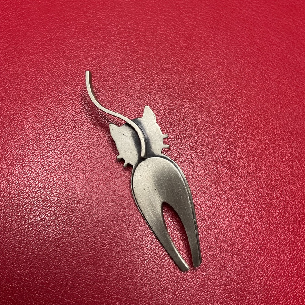 Modernist Walking Double Cat Brooch Vintage Signed Beau Sterling Silver Pin